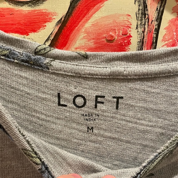 LOFT Gray & Blue Floral High/Low Shirt (Size: Med) - Picture 3 of 5